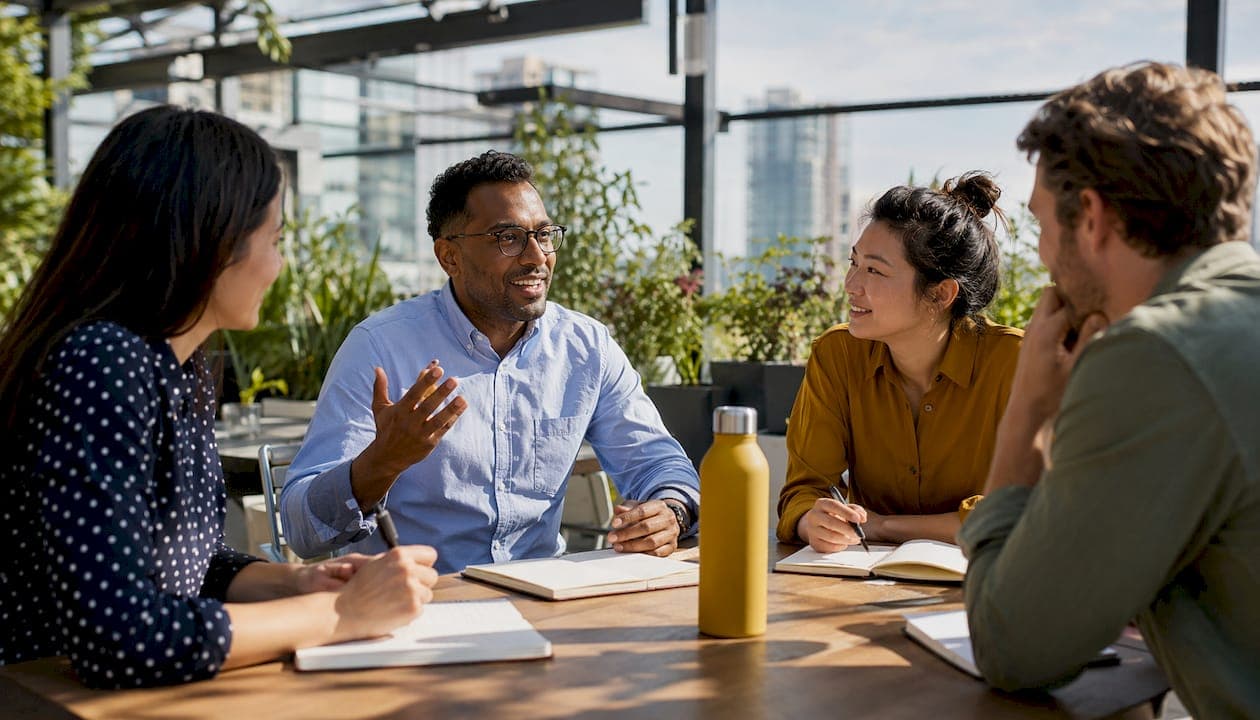 The Role of Peer Learning in Leadership Programs