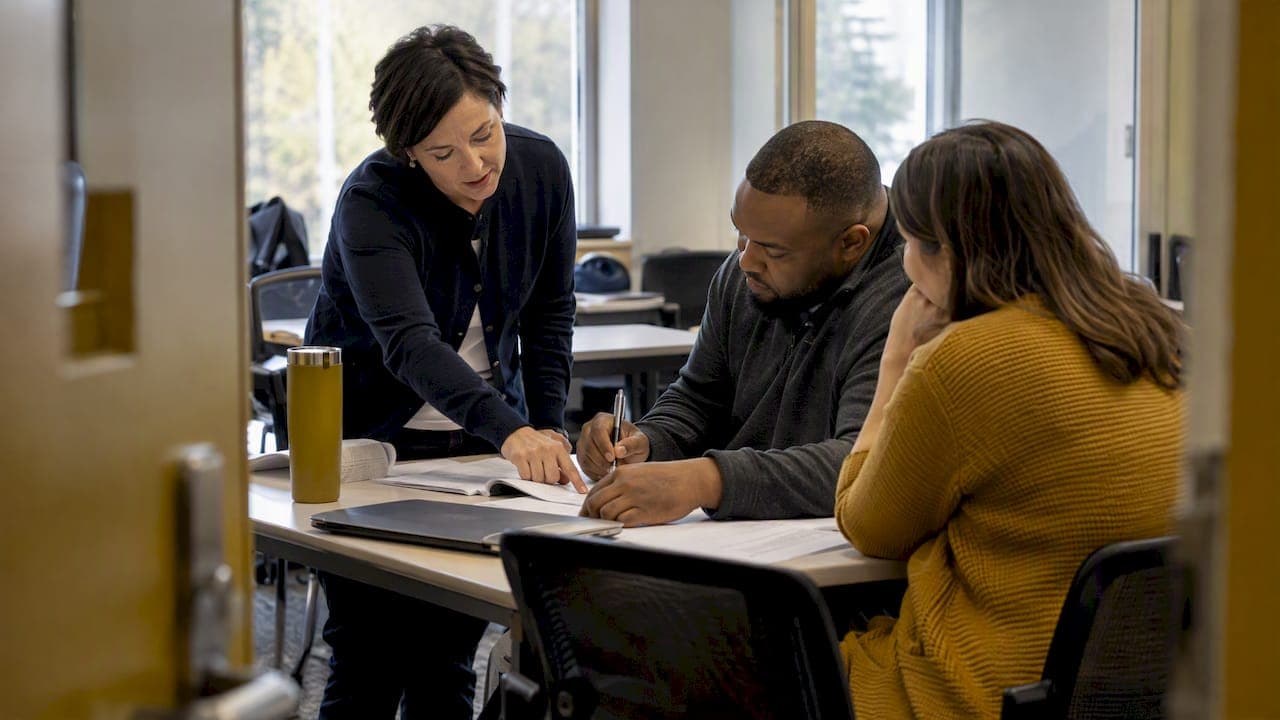 Leadership Case Studies: 7 Real Cases You Can Teach Tomorrow